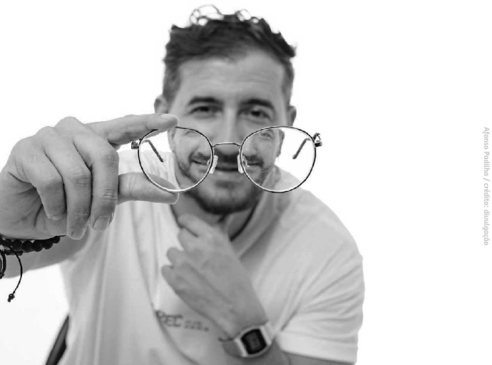  Afonso Padilha está de volta com seu novo solo; 21/09 no Teatro J. Safra